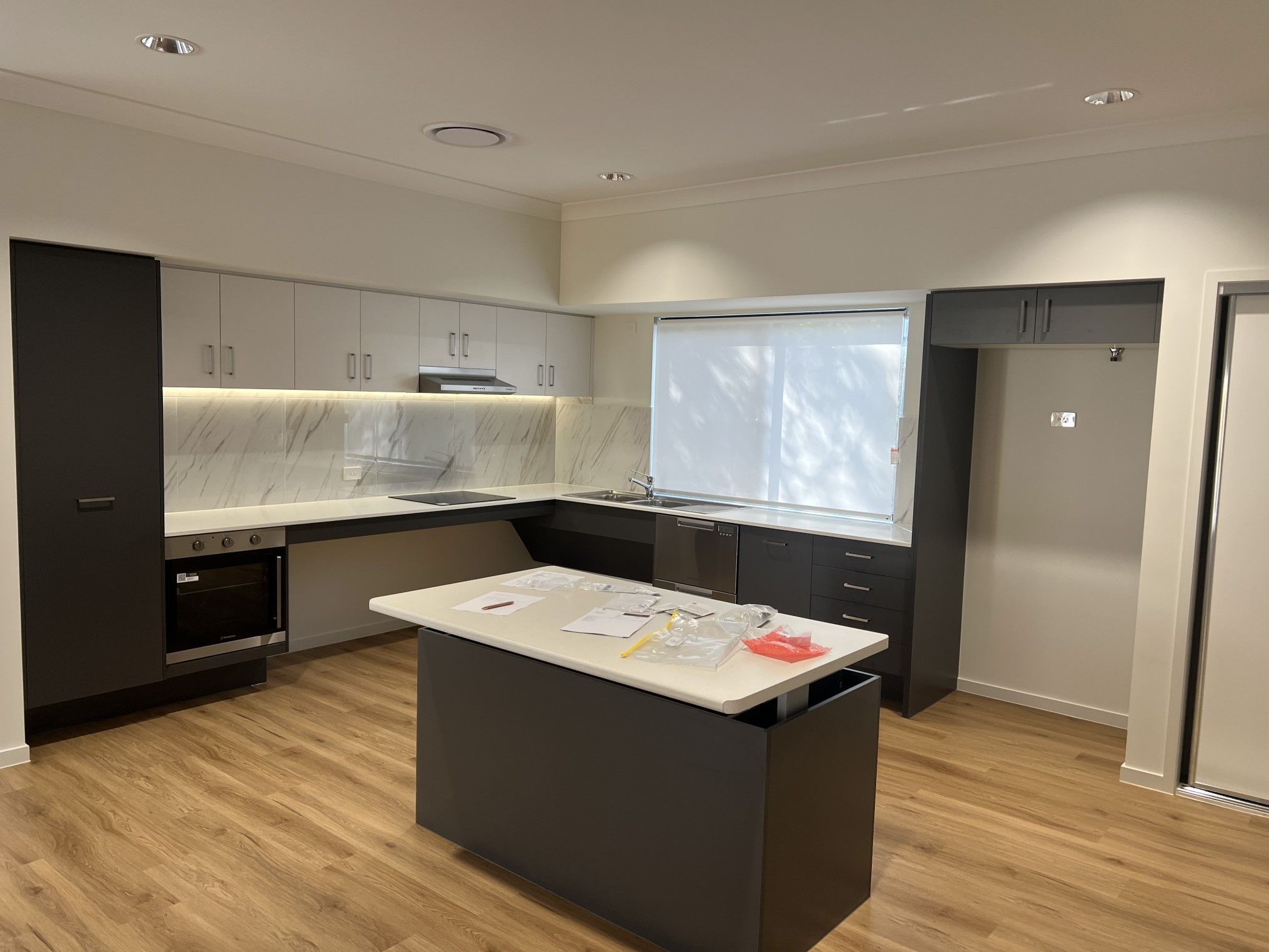 Kitchen  2032X1524) - 2A Kingston