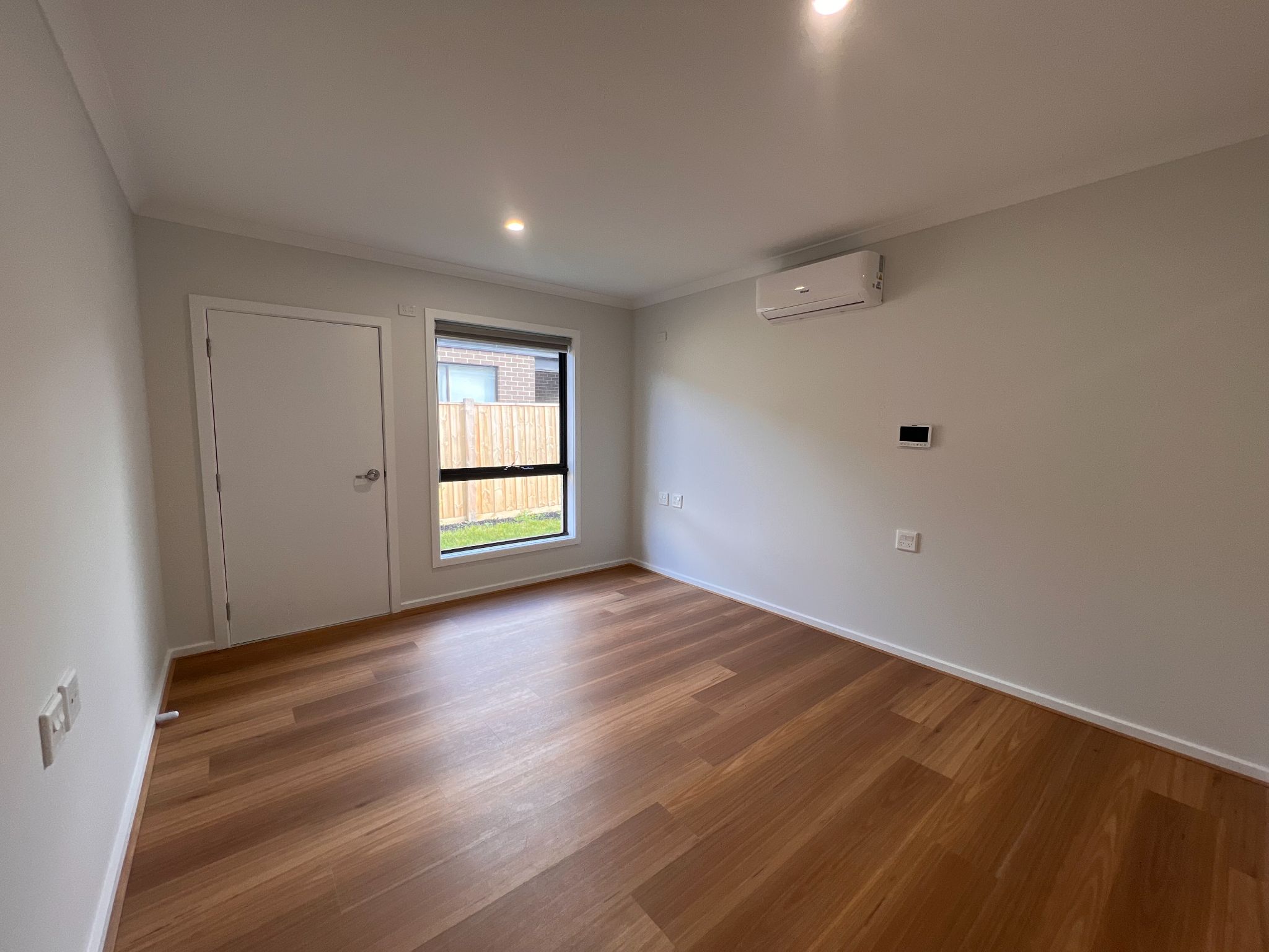 74839536310 51B42AD8-BC22-4748-B7E8-86C6BAB4887D