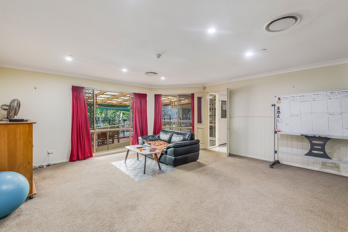 30 Parkes Lane 005 Web1200x800