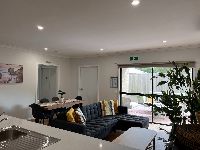 74839592278 1D617385-B9C8-43CE-A706-724FA2F17250