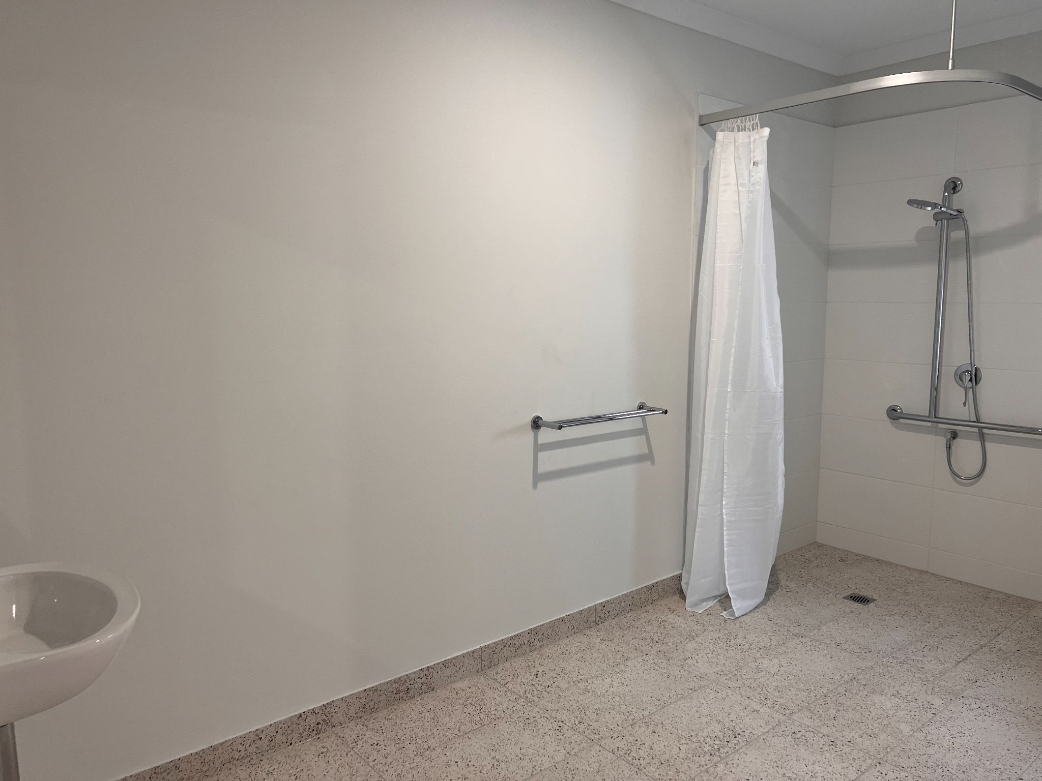 74839531865 0E7EC84A-2271-4065-9986-3AE47D7143DF