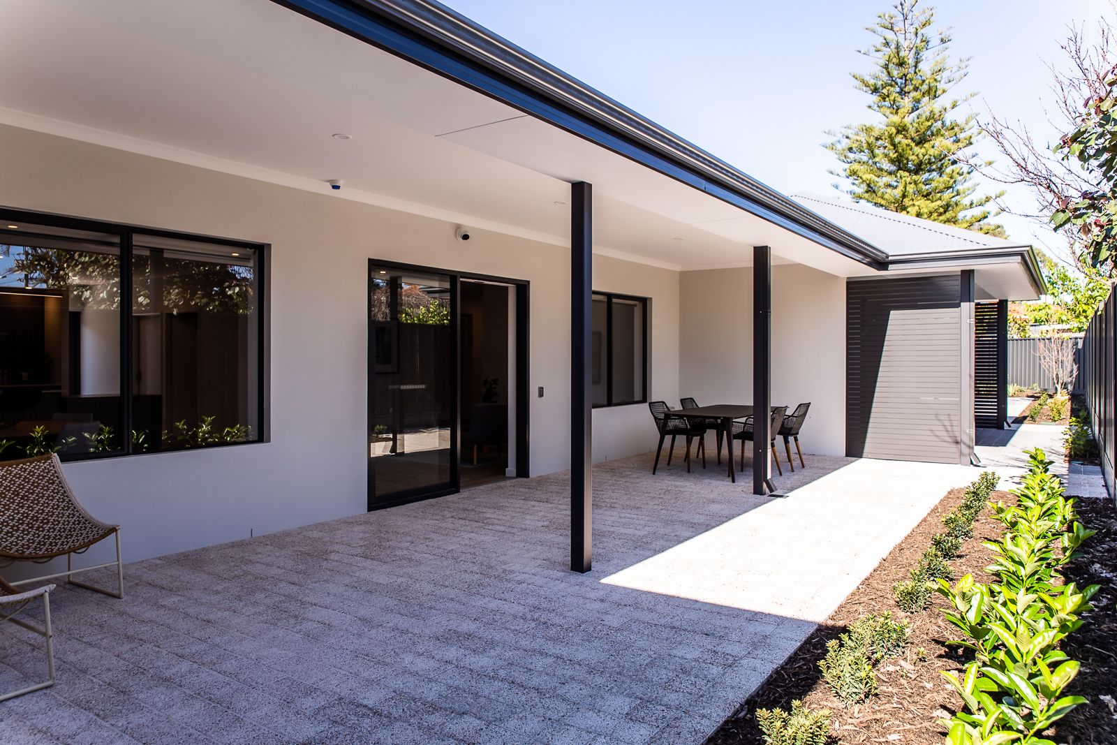 441 The Strand DIANELLA-29