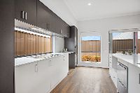 WEB 1 Mantis Grove  Karnup 18