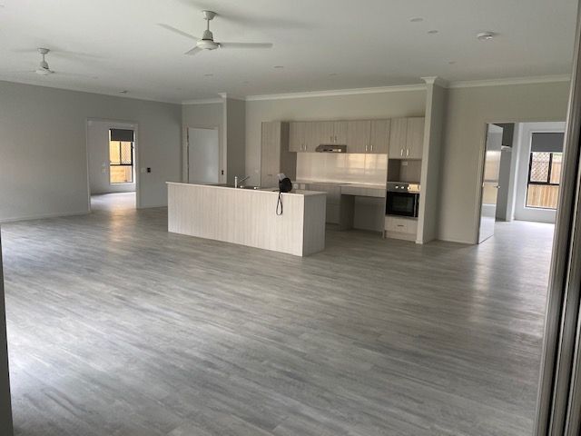 upload living_60a650364bb5c