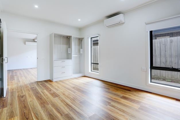 Dandenong Bruce street bedroom RESIZE