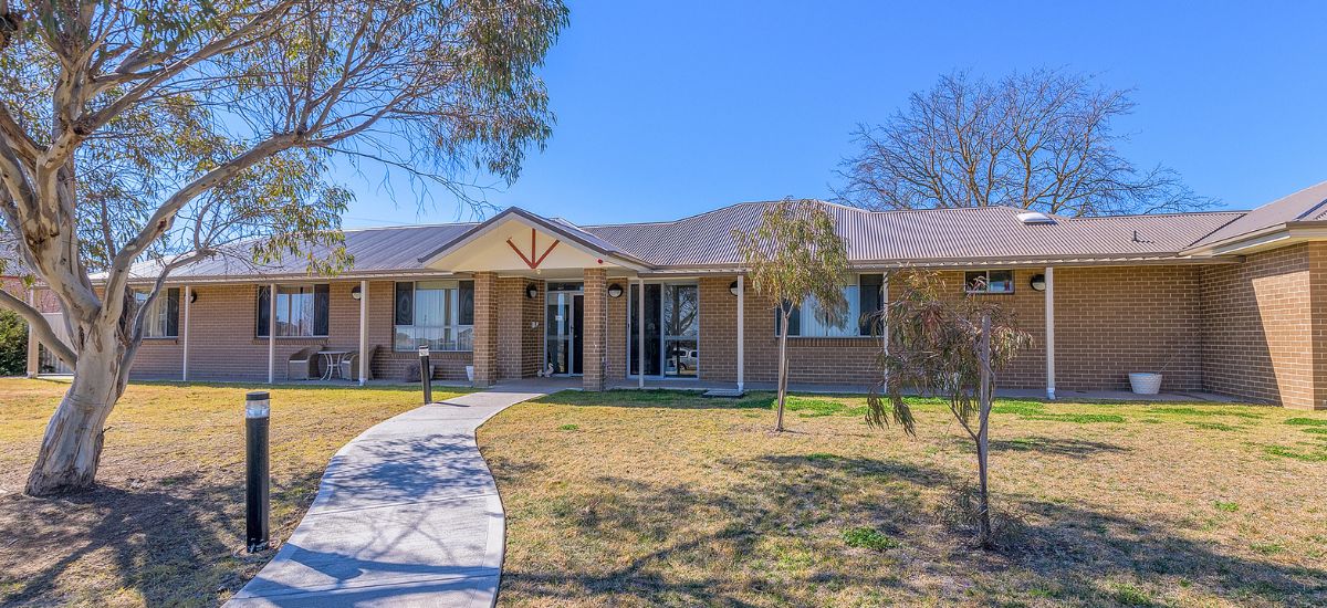 Orange Kearneys-Web (2)