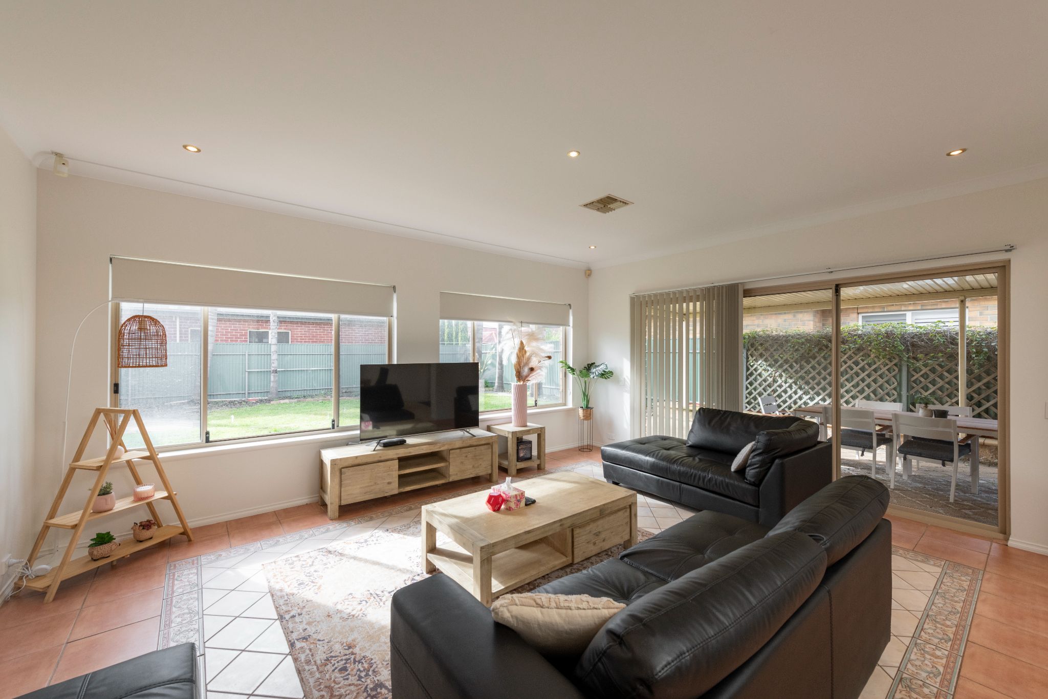 AFFORD MAWSON LAKES  6