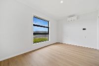 001 Open2view_ID835241-40_Whiteside_Street