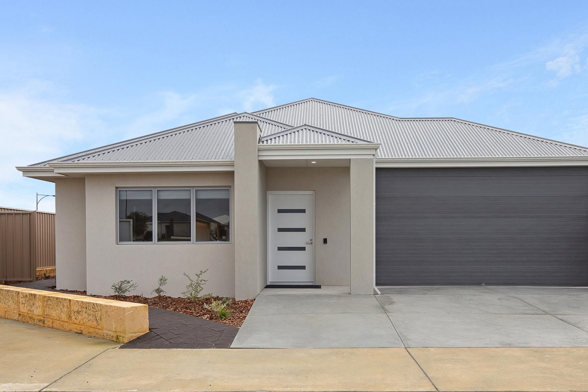 Mantis Grove - Karnup