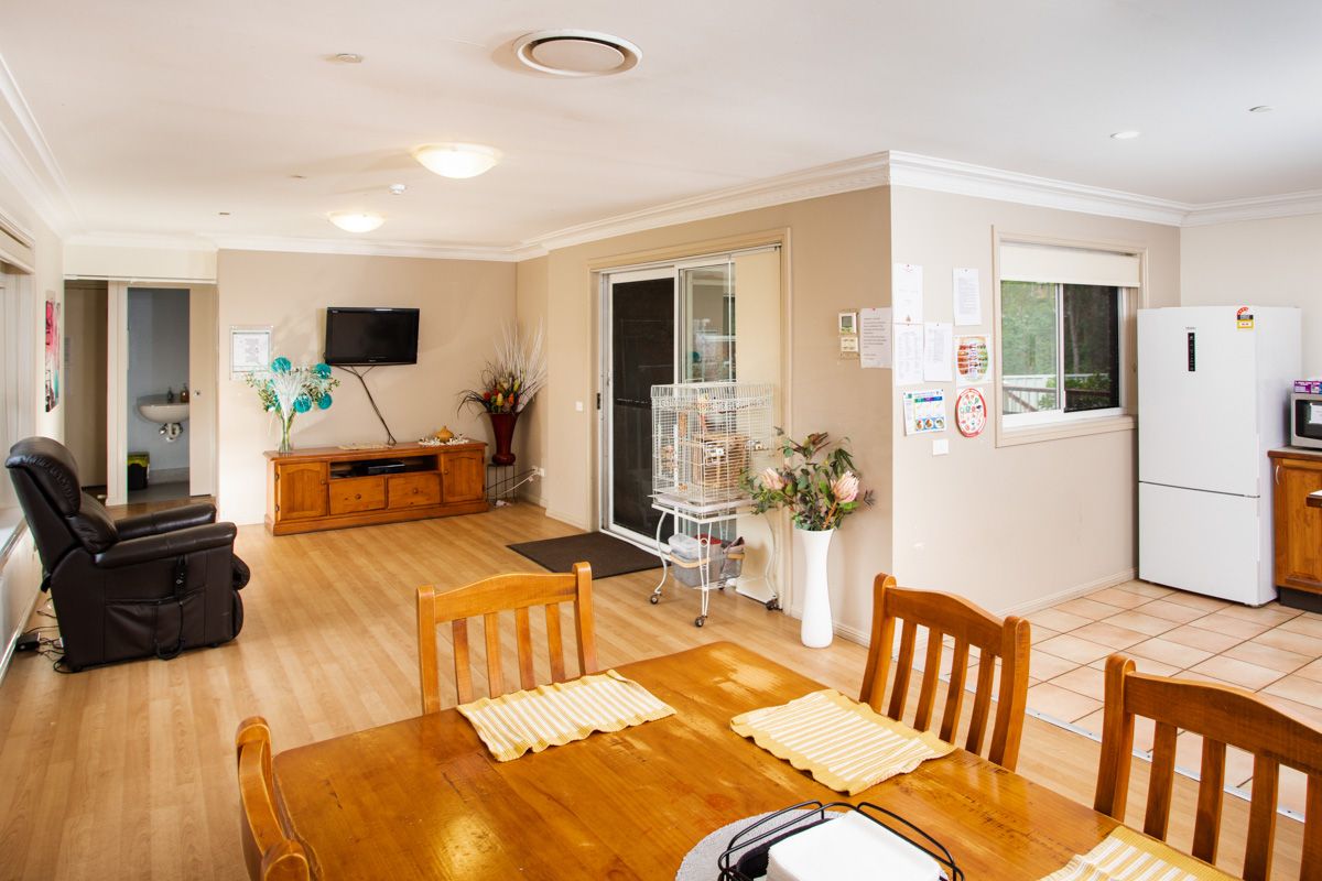 SIL028 Whitebridge_Shared Living-Dining Area-8205