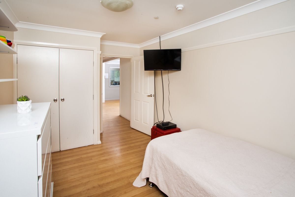 SIL028 Whitebridge_Bedroom 4-8403