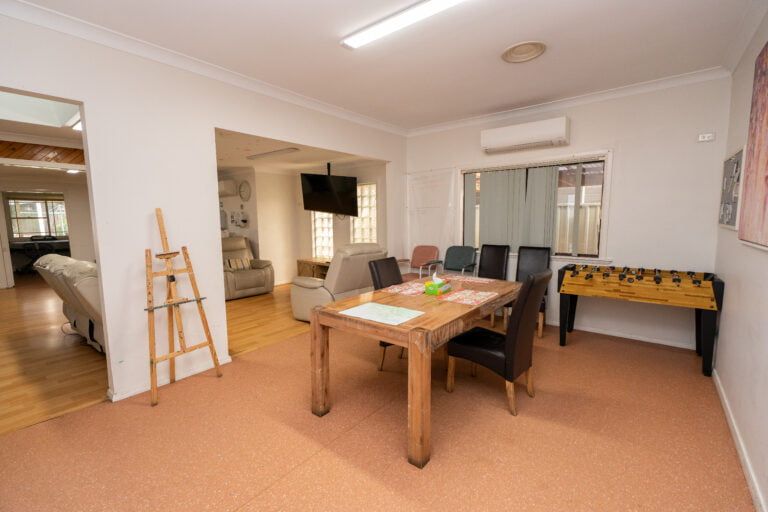 2162 1-SIL-12-768x512