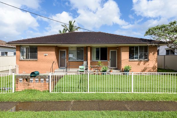 SILL015 LR_new lambton_outdoor