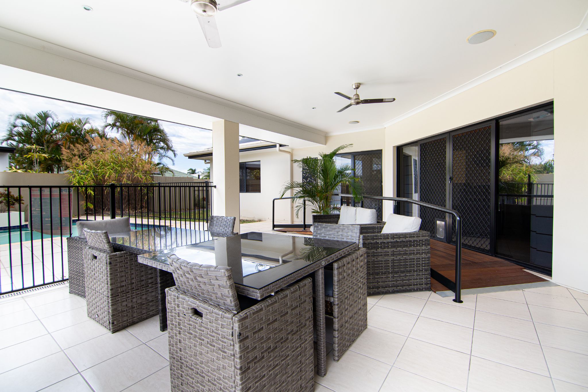 Fulmar Crescent Banksia Beach LRG   022