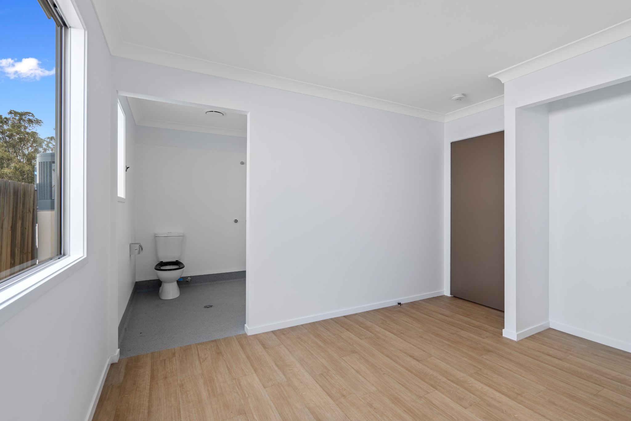 010 Open2view_ID907285-24_Edward_Cct_Deebing_Heights (1)