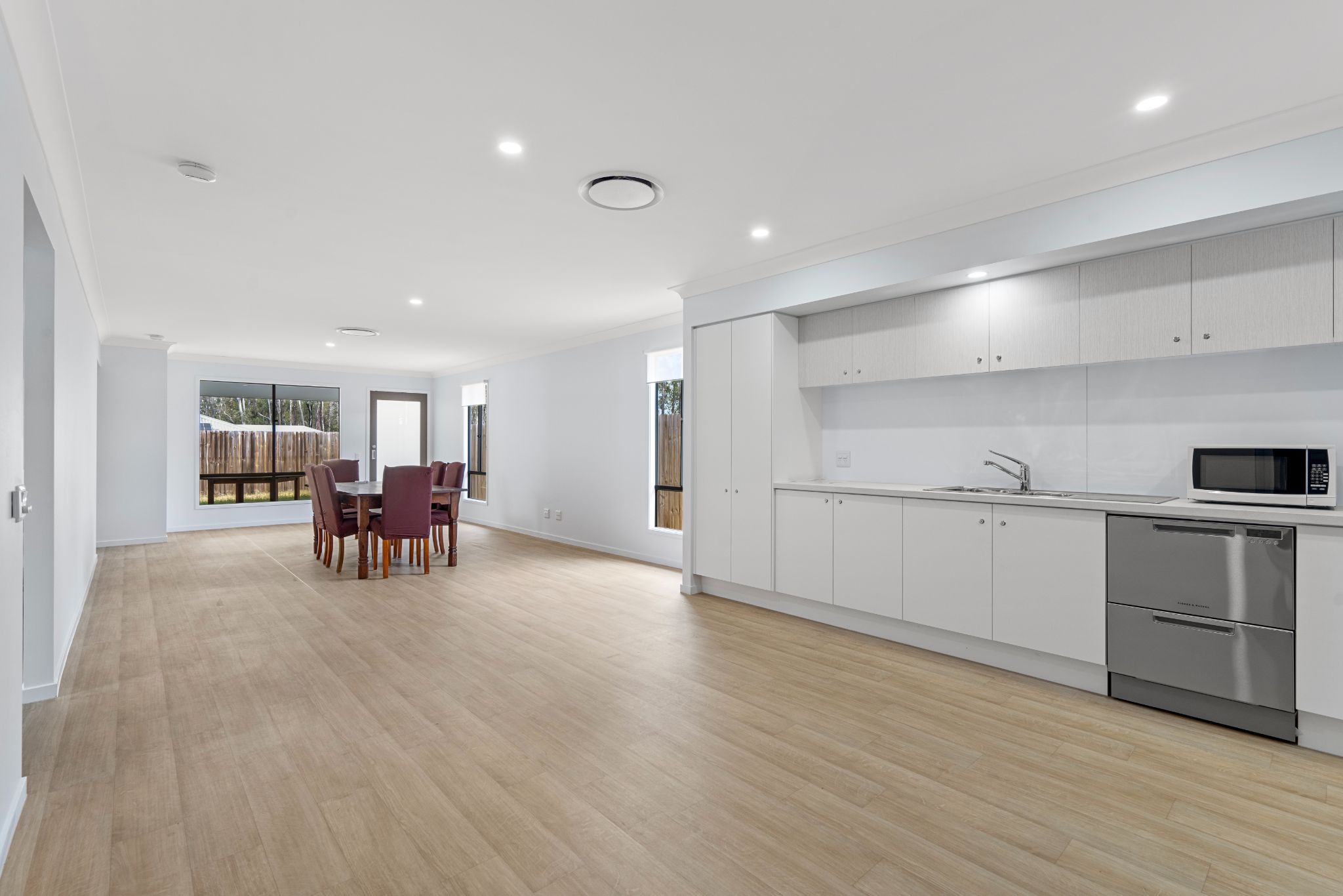 002 Open2view_ID907285-24_Edward_Cct_Deebing_Heights