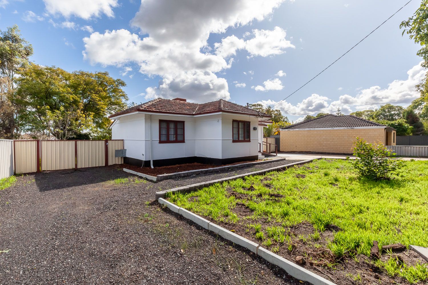 17 Stepney Rd Armadale 4