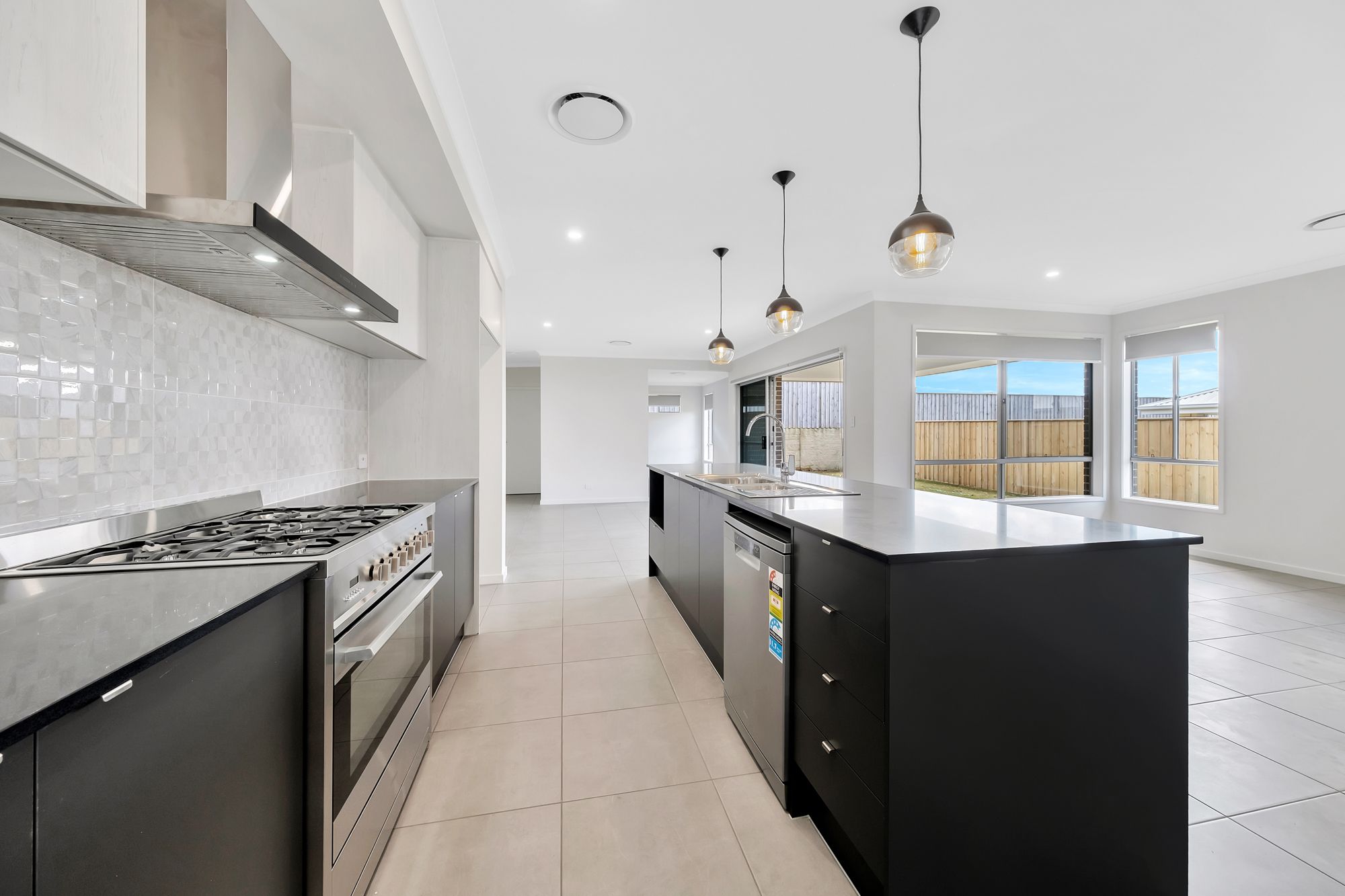 6 Cruiser Street Chisholm 18