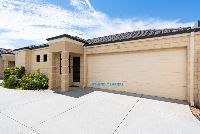 web 5bmultarra-DSC08894 - House Front 1 - Logo