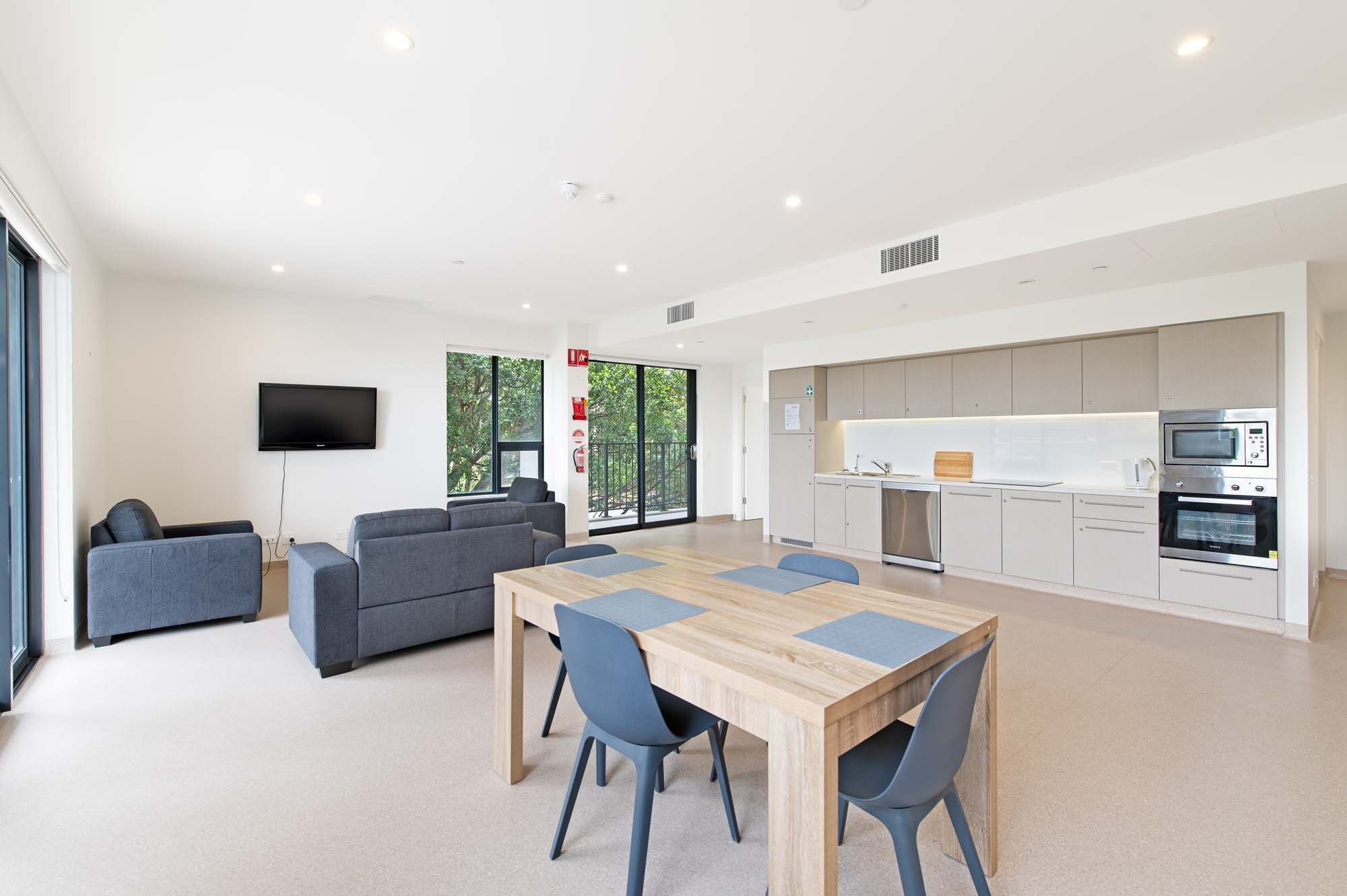 APT 15 1 Bonython 4