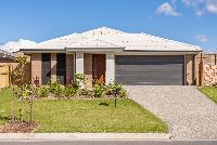 4 Marshall Cct  Coomera-09