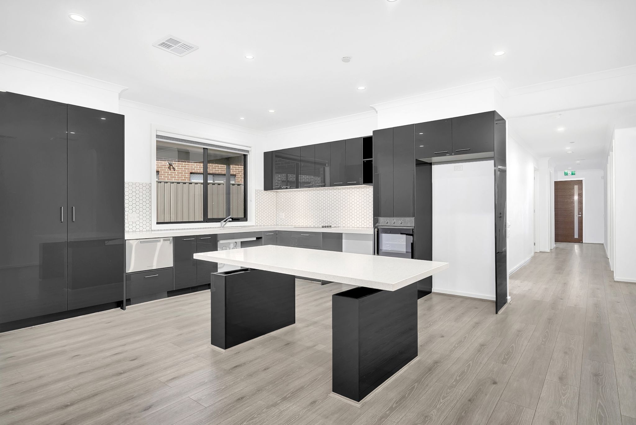 Wollert Salloybank kitchen 1