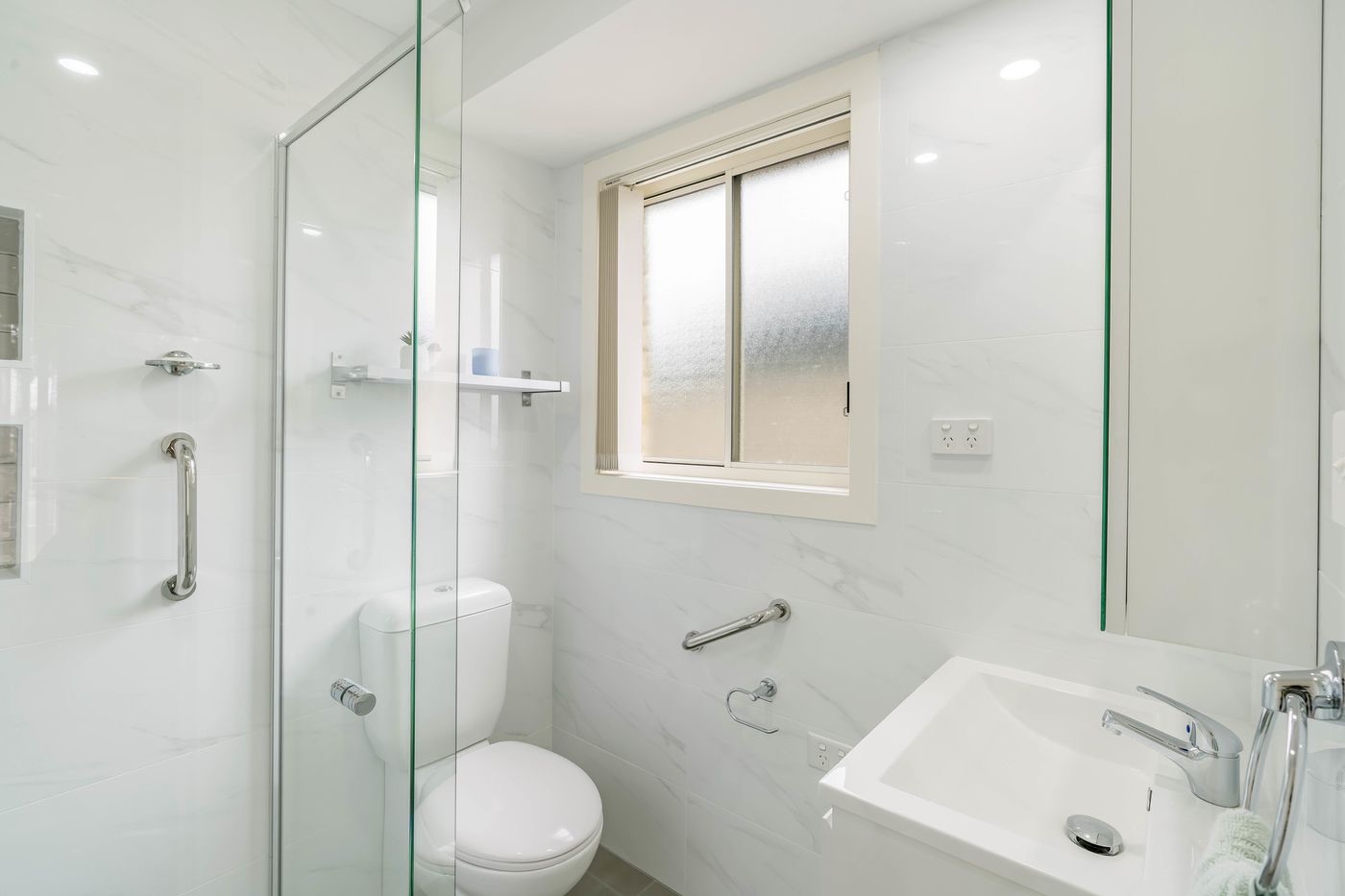 8460D5B1 0C6E-453F-B0C5-F32F6AE4E7B3