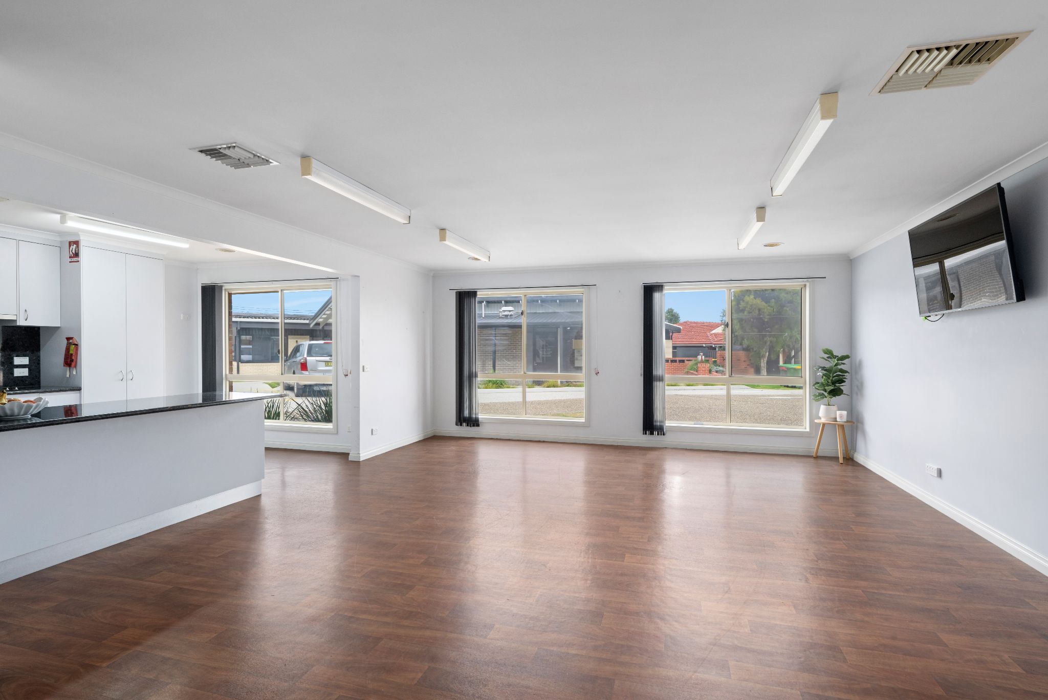 12 Kambora Ct  Lavington-4