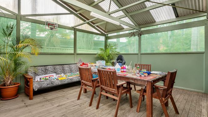 Warnervale enclosed patio small