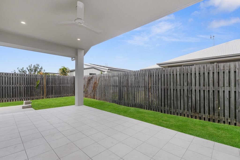 10   Velasco St 6 - Patio