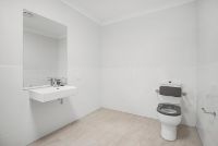 14 Moro_Bathroom(2) copy