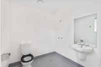 42 Cypress Bathroom 2