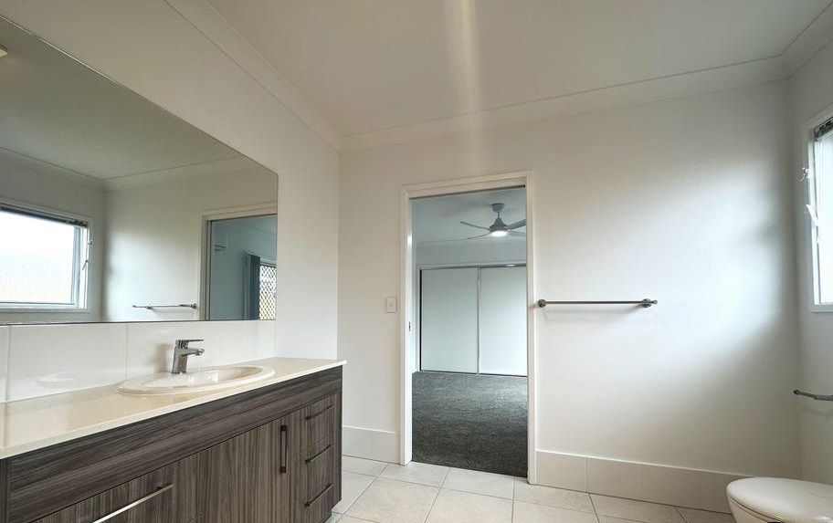 Fernvale SIL Home  8)