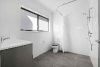 38 Mustang Close  60)