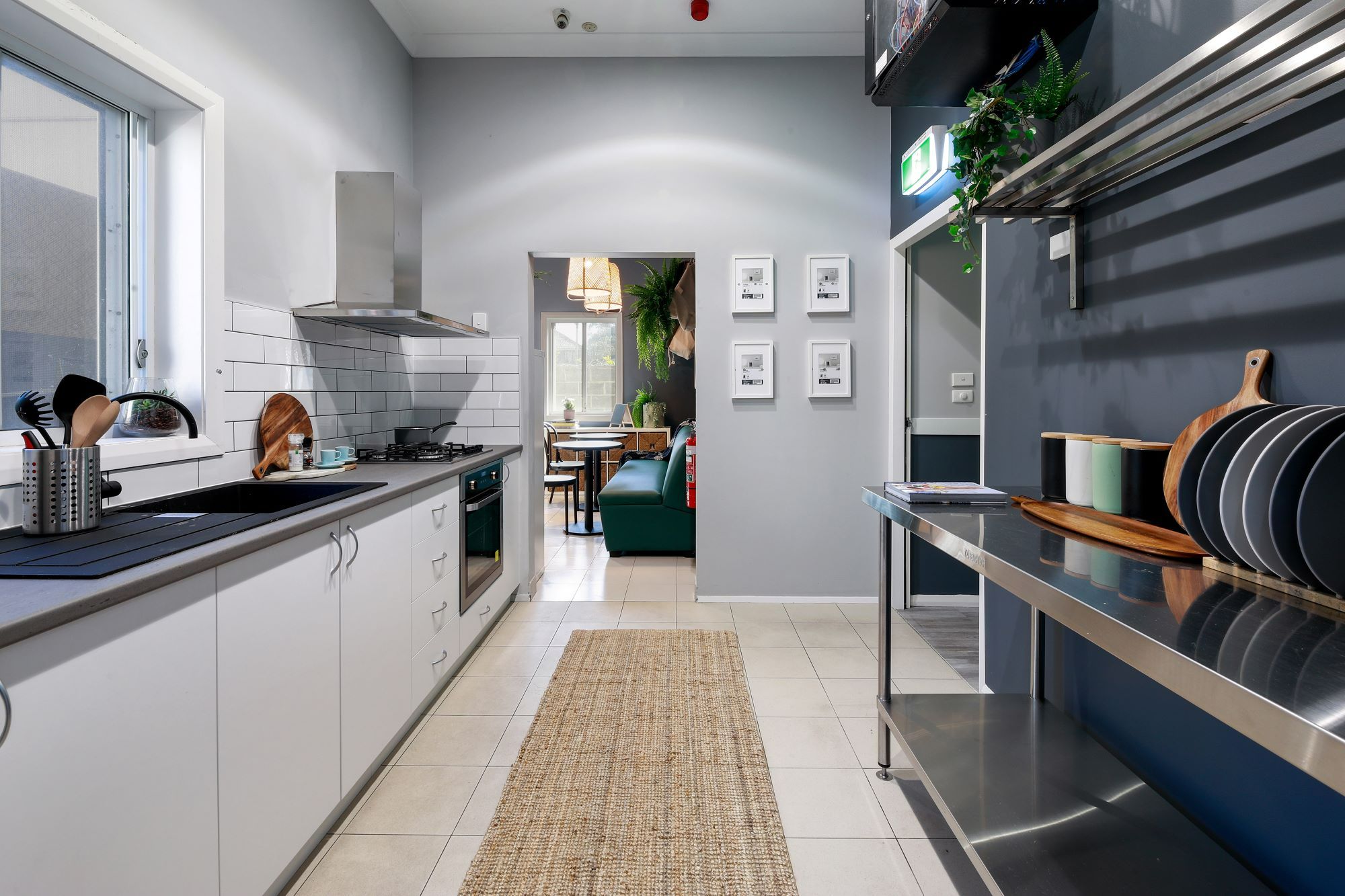 65dd6b03a1b3084e35f098ab Kenny7