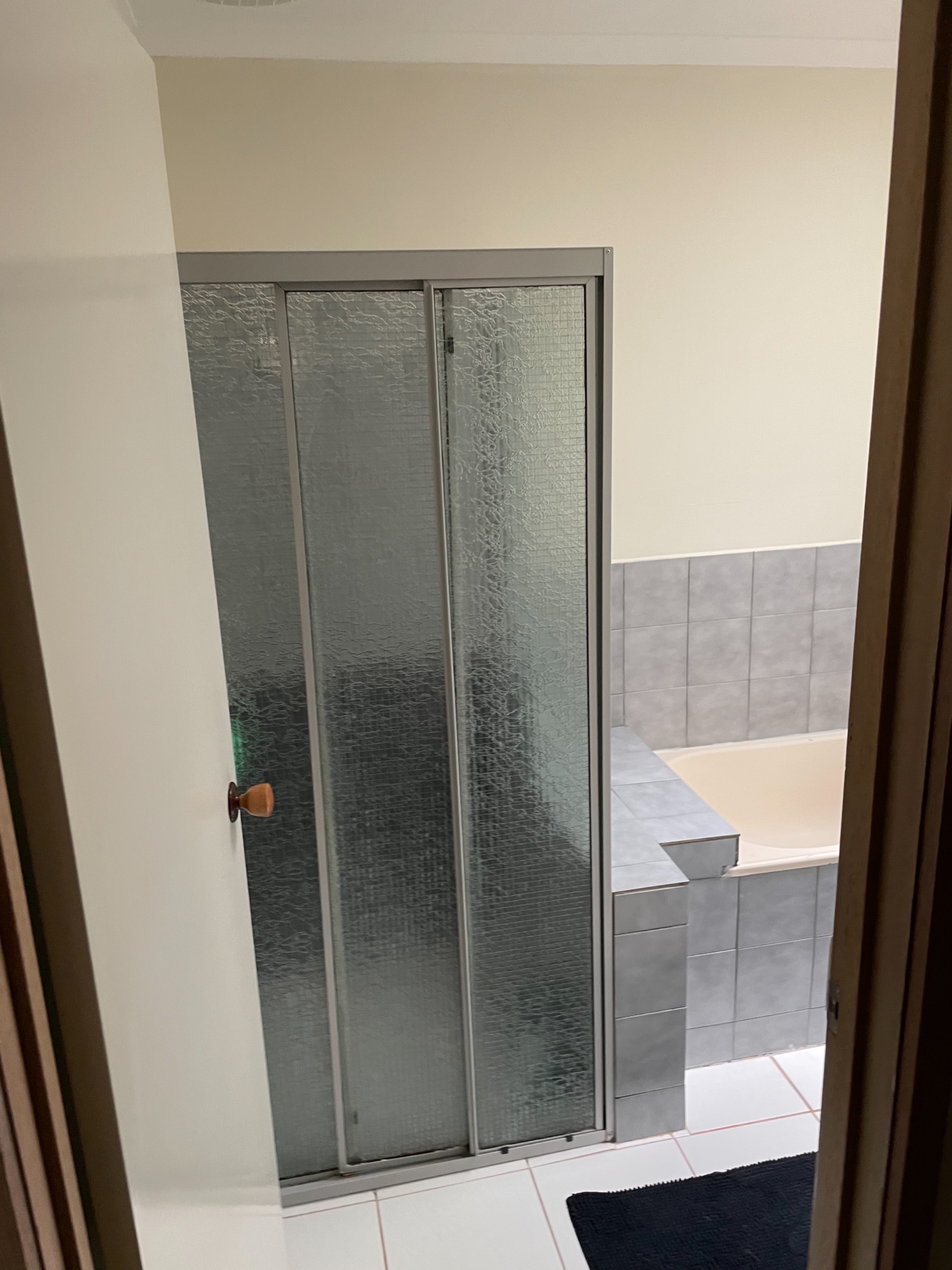 8F183DA0 C9D2-4E79-A347-96C06A5AFF9B