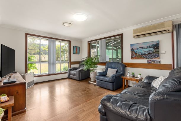 Warnervale lounge small