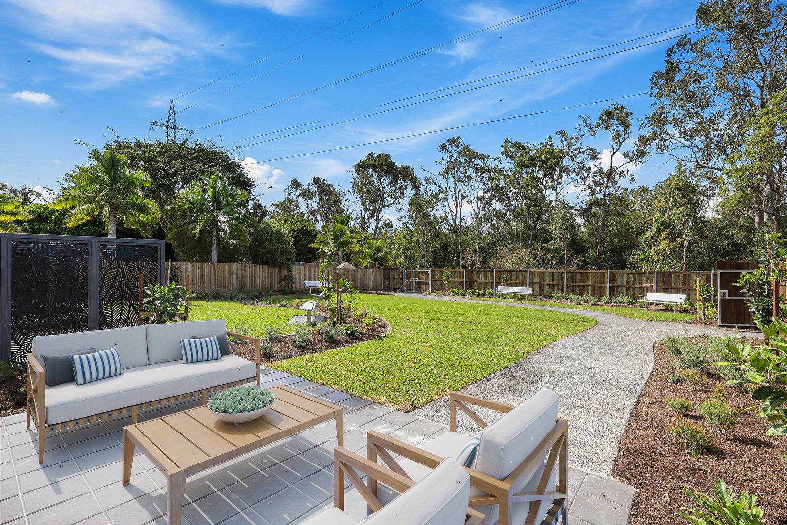 019 Open2view_ID723966-23_Brandon_Street