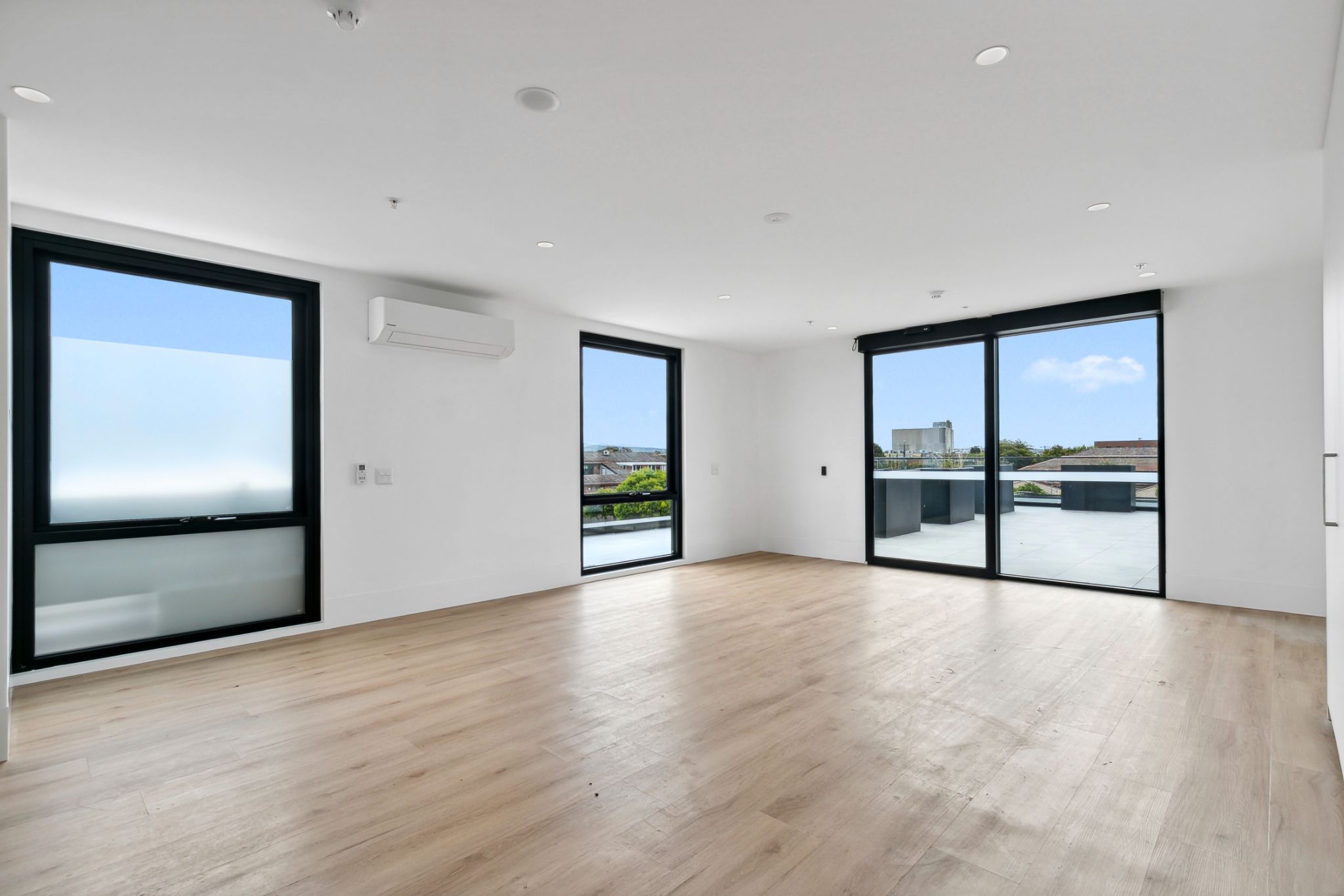 Dandenong Pickett Living