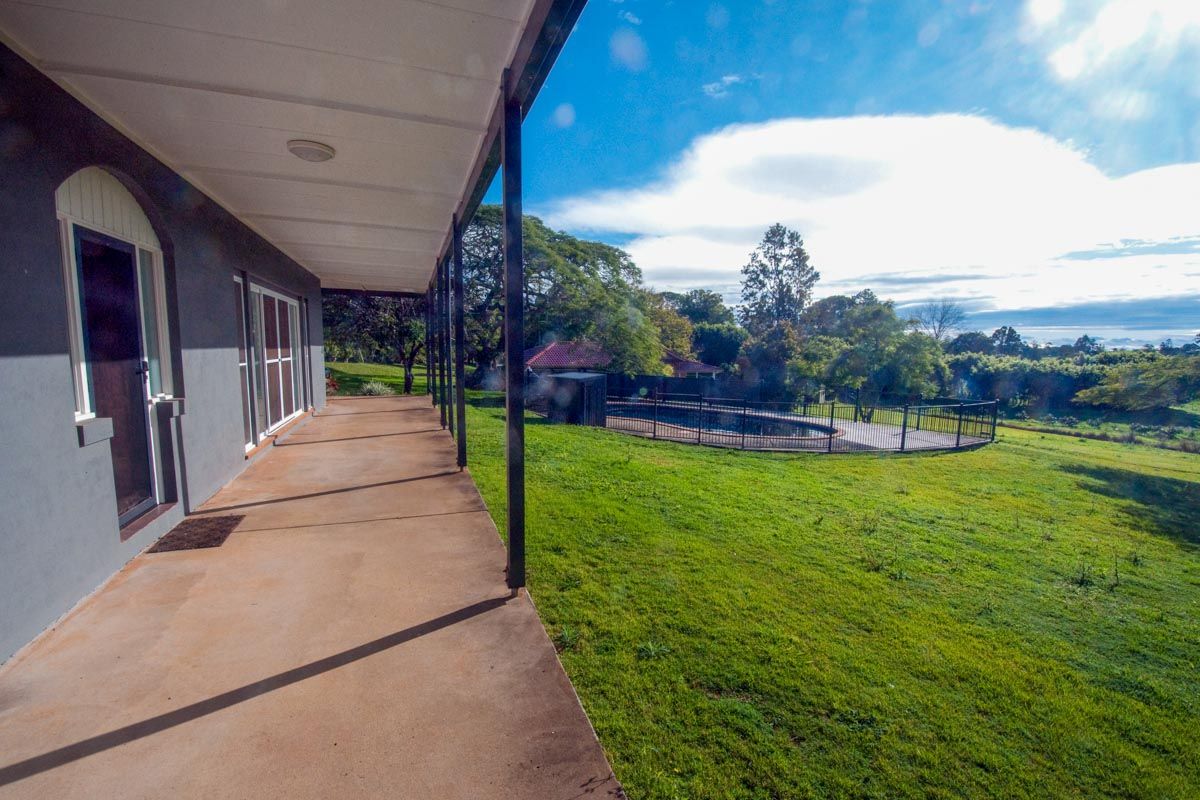 Wardell Rd Middle house Exterior Web1200x800