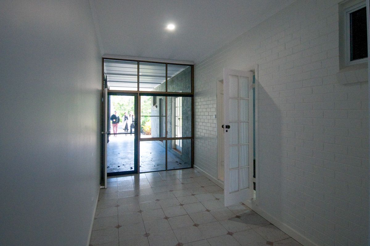 Wardell Rd Middle House Sunroom Web1200x800