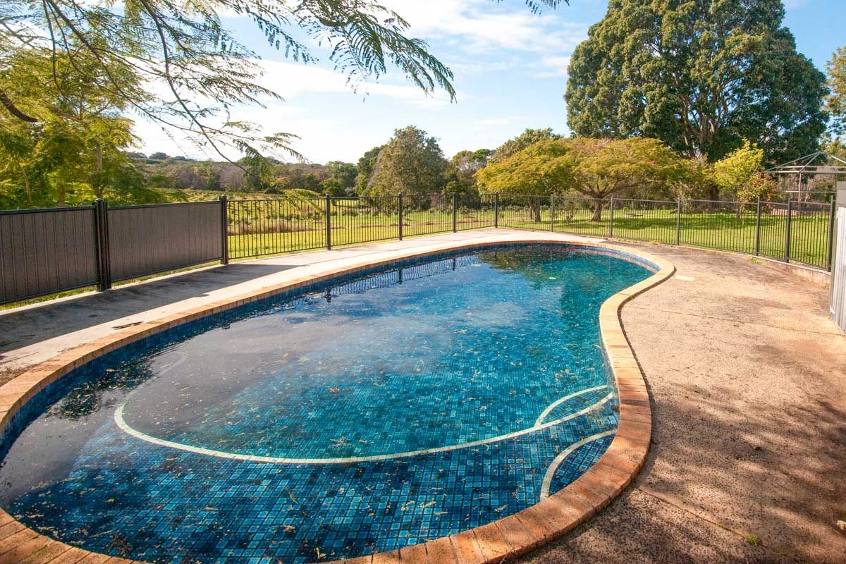 Wardell Rd pool Web1200x800