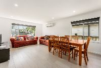 LWBN 483234_Dining + Lounge