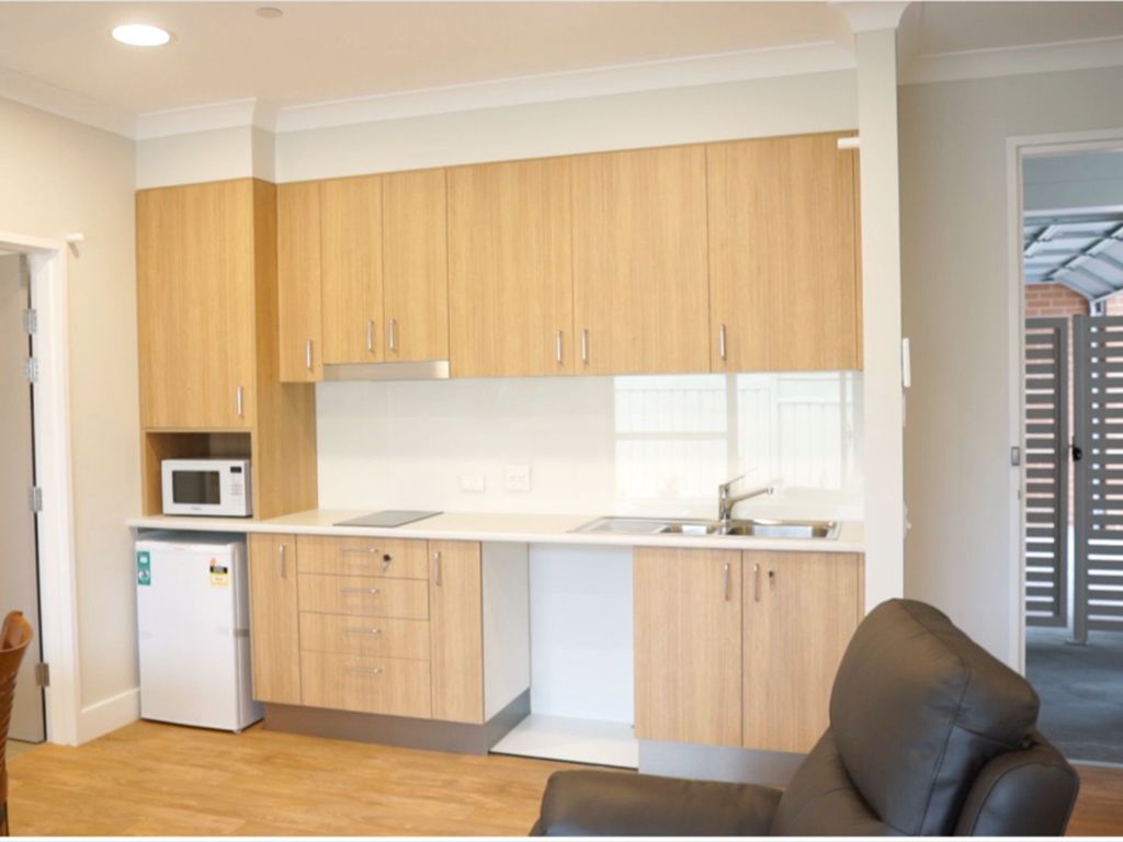 Fletcher   Unit Kitchenette