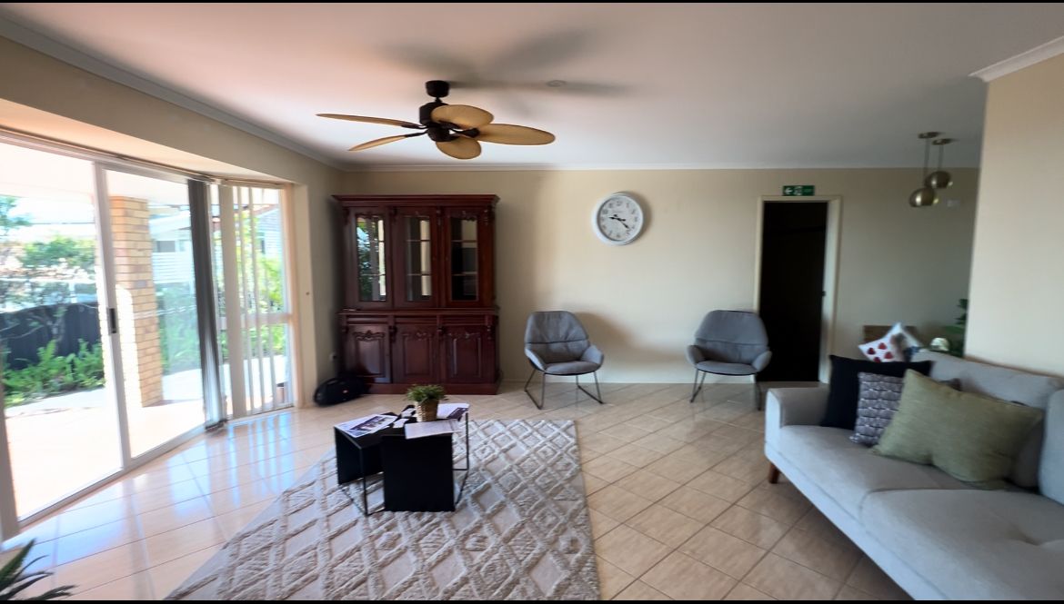 original 3467FF20-A9AE-4218-820E-8DE9B7BE02CD