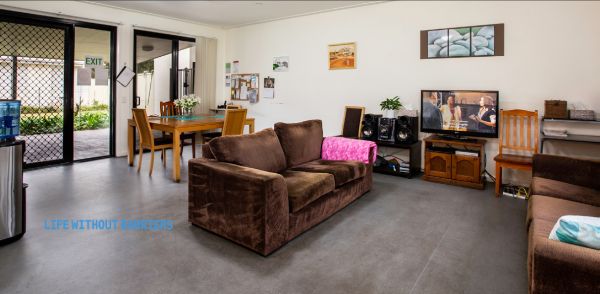 NSWMNC A lounge w logo