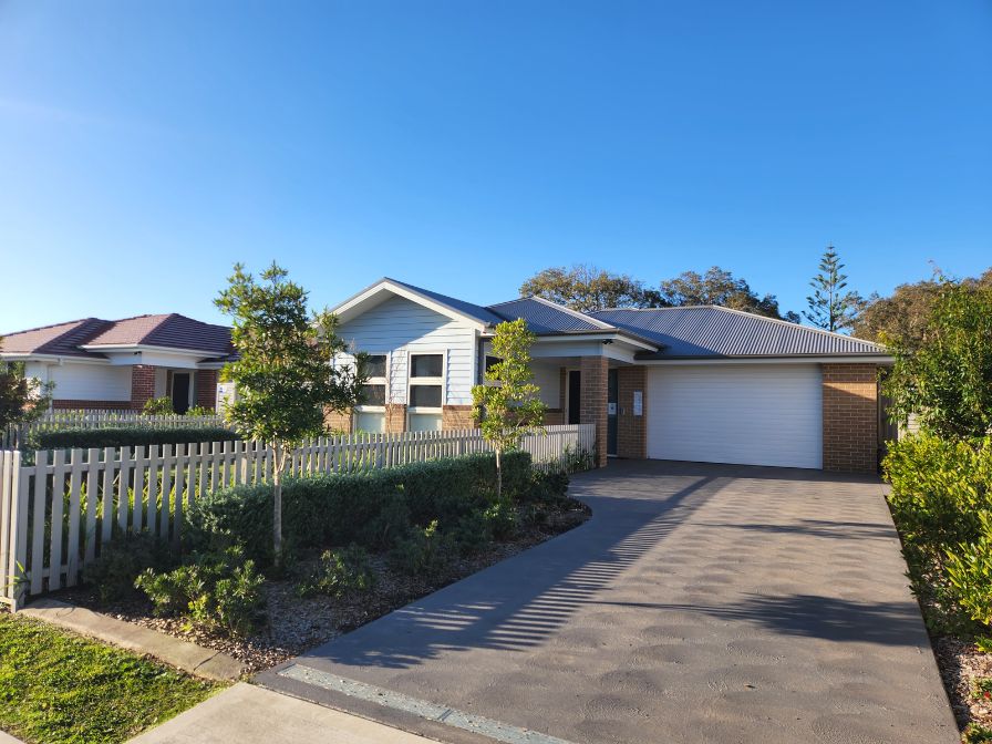 Supported independent living Long Jetty (19946)_image 2_House_Front