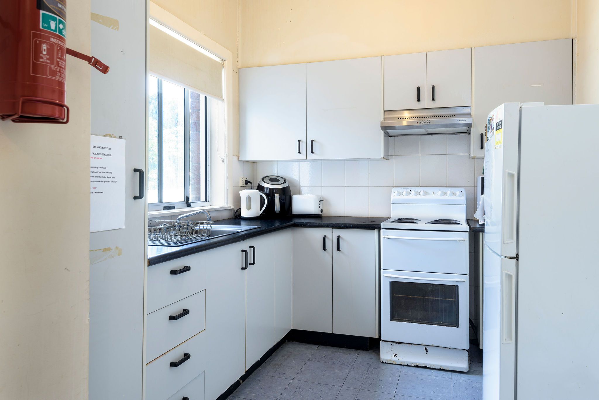 SIL012 LR-MAYFIELD2-kitchen5