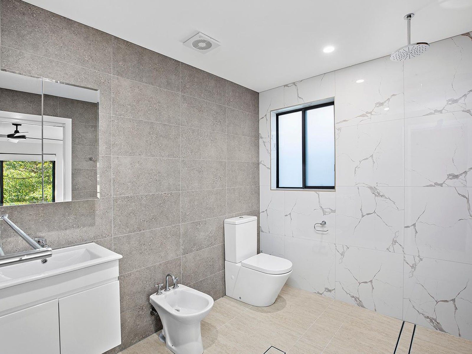 a2923337 ff8c-0cb7-e97064326a90089a_3