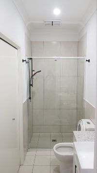 Bathroom 2 dwelling 2